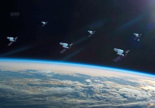 Έλον Μασκ και Τζεφ Μπέζος σχεδιάζουν data center σε τροχιά