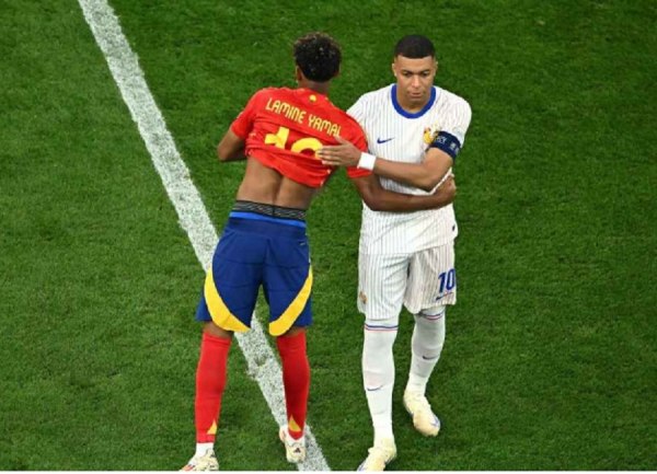 Υπερυπολογιστής προβλέπει τα φαβορί του Μουντιάλ 2026: Έκπληξη με Αγγλία, 5η η Γερμανία, ακόμη πιο κάτω η Βραζιλία!