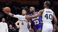 Οι Σπερς «καθάρισαν» τους Λέικερς, η Οκλαχόμα έκανε ρεκόρ και τώρα… ημιτελικοί στο NBA Cup (vids)