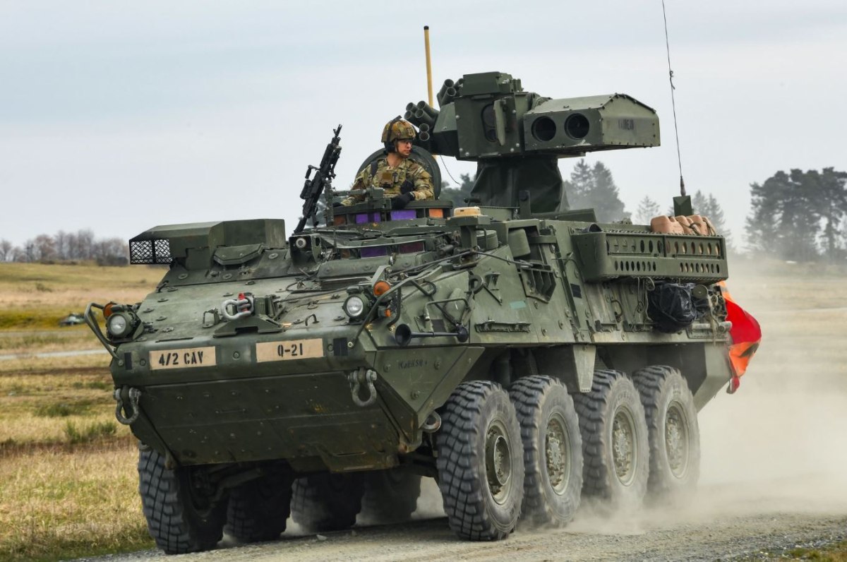 Οι ΗΠΑ θέτουν προς πώληση 250 τεθωρακισμένα στην Πολωνία για… 1 δολάριο!