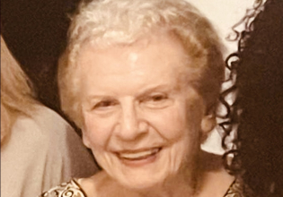 Ο πολιτικός κόσμος αποχαιρετά την Σύλβα Ακρίτα