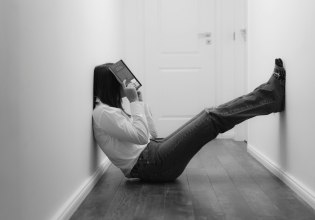 Σε ποια χώρα της ΕΕ εγκαταλείπουν περισσότεροι νέοι την εκπαίδευσή τους; Το παράδοξο της Ελλάδας