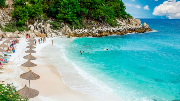 Κοινωνικός τουρισμός: Μέχρι και 12 δωρεάν διανυκτερεύσεις σε συγκεκριμένες περιοχές