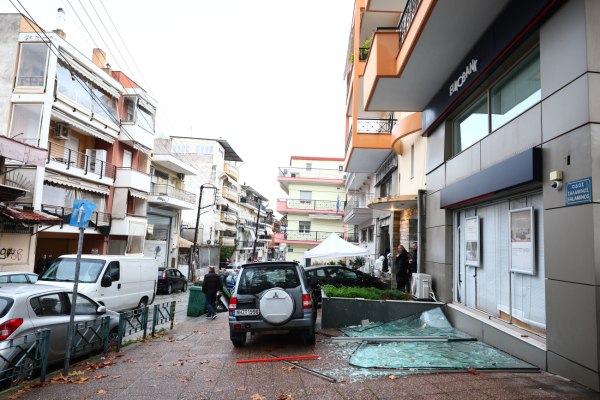 Θεσσαλονίκη: Βίντεο ντοκουμέντο από την έκρηξη στην τράπεζα στον Εύοσμο