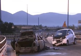 Τροχαίο στο Παλαιό Φάληρο: Αυτοκίνητο τυλίχτηκε στις φλόγες έπειτα από σύγκρουση με άλλο όχημα