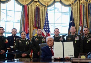 Ο Τραμπ με διάταγμα χαρακτηρίζει τη φαιντανύλη «όπλο μαζικής καταστροφής»