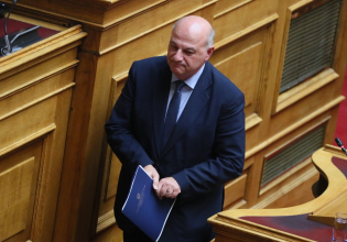 Βουλή: «Πέρασε» η υπαγωγή του ΟΠΕΚΕΠΕ στην ΑΑΔΕ σε κλίμα έντασης και αμφισβήτησης