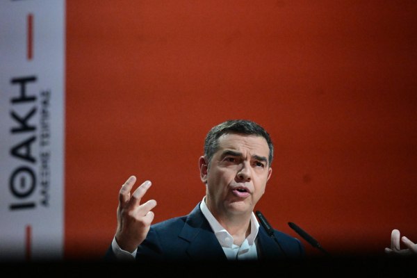 Δημοσκόπηση: Ολική επαναφορά Τσίπρα στο πολιτικό προσκήνιο – Ένας στους πέντε πολίτες δηλώνουν δυνητικοί ψηφοφόροι