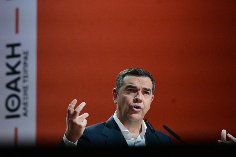 Δημοσκόπηση: Ολική επαναφορά Τσίπρα στο πολιτικό προσκήνιο – Ένας στους πέντε πολίτες δηλώνουν δυνητικοί ψηφοφόροι