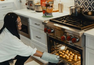 MABA ή «Κάντε την Αμερική να Ψήσει Ξανά» – Οι συντηρητικές Αμερικανίδες ως πολιτική δύναμη