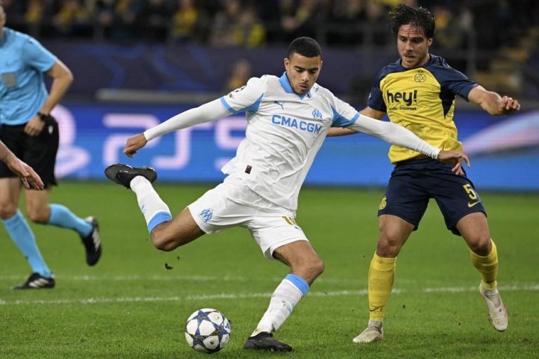 Ουνιόν Σεν Ζιλουάζ- Μαρσέιγ 2-3: Γλίτωσαν στο τέλος οι φιλοξενούμενοι, νίκη με εκτελεστή τον Γκρίνγουντ (vid)