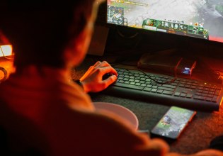 Δίωξη Κυβερνοεγκλήματος: Σύλληψη 49χρονου για εξύμνηση κακοποίησης γυναικών και προτροπή σε αυτοκτονία στο διαδίκτυο