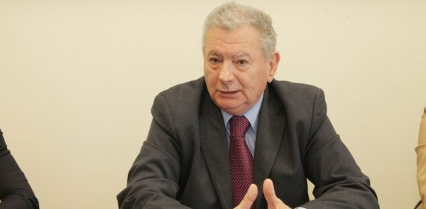 Δίκη Βαλυράκη: Μάρτυρας κατέθεσε στη δίκη ότι είδε να χτυπούν με κοντάρι τον πρώην υπουργό