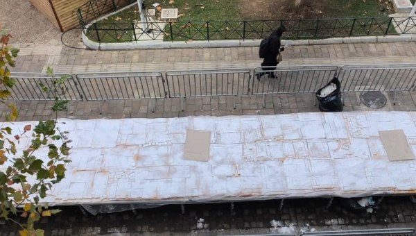 Στο Περιστέρι και φέτος η βασιλόπιτα «γίγας» – Ζυγίζει 10 τόνους και είναι 100 μέτρα