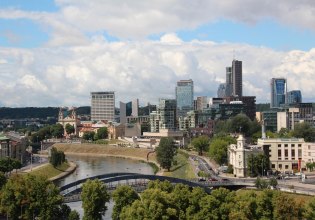 Η Λιθουανία θα δαπανήσει 320 εκατ. ευρώ για το σουηδικό πυραυλικό σύστημα αντιαεροπορικής άμυνας