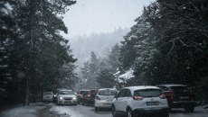 Καιρός: Καταιγίδες την Τρίτη και «βουτιά» του υδράργυρου από Τετάρτη – Πότε θα χιονίσει στην Αττική