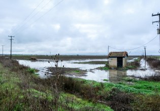 Θεσσαλία: Μνήμες Daniel με χιλιάδες στρέμματα καλλιεργειών να καλύπτονται από νερό