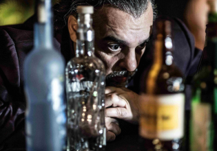 «Ιβάνoφ», σε σκηνοθεσία Γιάννη Χουβαρδά στο Δημοτικό Θέατρο Πειραιά