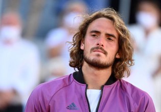 Δεν έχει ελληνικό δίπλωμα οδήγησης ο Στέφανος Τσιτσιπάς