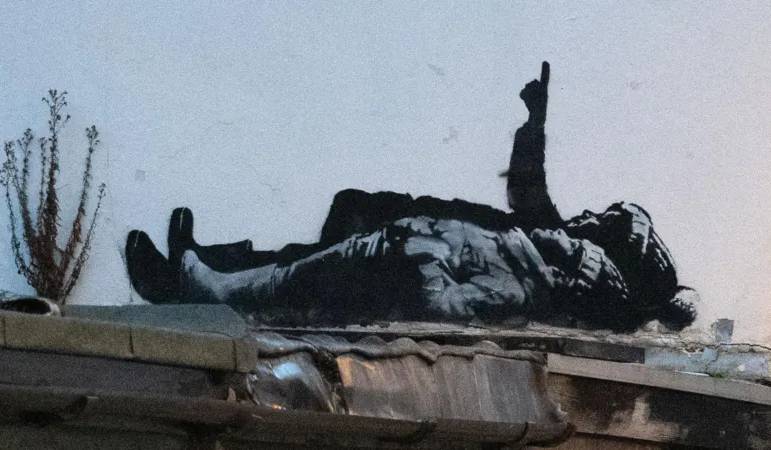 Λονδίνο: Ο Banksy έφτιαξε δύο νέα –πανομοιότυπα- έργα στο Λονδίνο