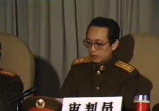 Τιενανμέν 1989: Το αποκαλυπτικό βίντεο της μυστικής δίκης του στρατηγού που αρνήθηκε να πυροβολήσει τους διαδηλωτές