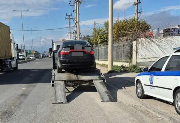 Αστυνομική επιχείρηση σε οικισμούς στον Ασπρόπυργο μετά τον τραυματισμό αστυνομικού σε επίθεση με πέτρες