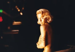 Πόνταρε στο Christy, της βγήκε το The Housemaid: Η Σίντνεϊ Σουίνι «σώθηκε» με ένα φιλμ που δεν υπολόγιζε κανείς