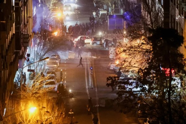 Ιράν: Διαδηλωτής κινδυνεύει να εκτελεστεί την Τετάρτη – Αξιωματούχος μιλά για «περίπου 2.000 νεκρούς»