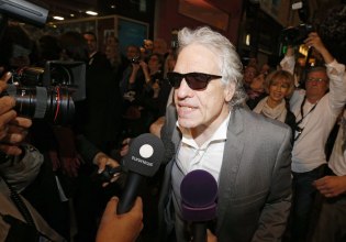 Στη Ρώμη τον λένε «Μαέστρο», στη Νέα Υόρκη «Βασιλιά» – Η ξέφρενη, κινηματογραφική πορεία του Άμπελ Φεράρα