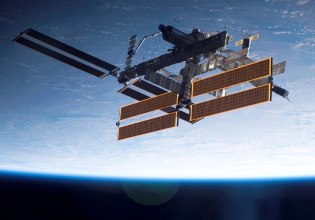 Συναγερμός στον Διαστημικό Σταθμό λόγω «ιατρικού ζητήματος» – H NASA εξετάζει επιστροφή πληρώματος