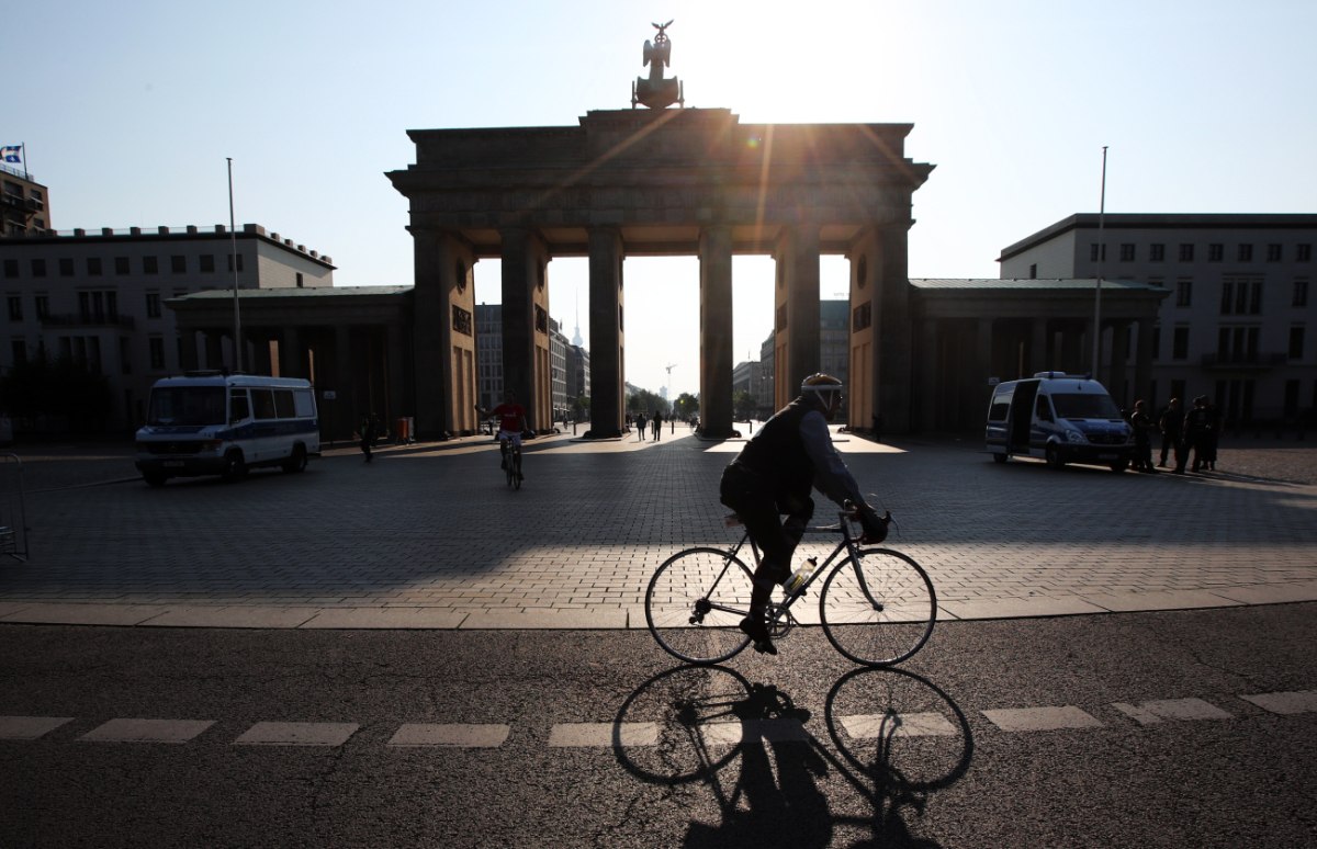 Γερμανική βιομηχανία: «Παράλογοι οι εκβιασμοί με δασμούς για τη Γροιλανδία»