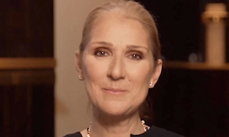 Η Σελίν Ντιόν εισέρχεται στην εποχή των influencer με ένα κωμικό βίντεο – «Τι έχω στην τσάντα μου»