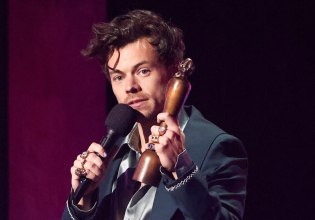 We Belong Together – Ο Χάρι Στάιλς ετοιμάζει τη δισκογραφική επιστροφή του μετά από 4 χρόνια σιωπής