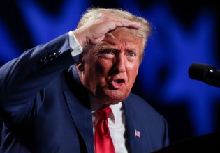 Τραμπ: «Το ΝΑΤΟ θα βρισκόταν στο χρονοντούλαπο της ιστορίας χωρίς εμένα» – Έκτακτη συνέντευξη Τύπου