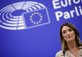 Η πρόεδρος του Ευρωκοινοβουλίου δεσμεύεται να «περάσει» την εμπορική συμφωνία ΕΕ-ΗΠΑ, παρά τις αντιρρήσεις