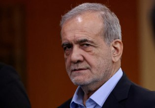 Ιράν: Ο πρόεδρος Πεζεσκιάν προειδοποιεί ότι μια επίθεση κατά του ανώτατου ηγέτη Χαμενεΐ θα ήταν κήρυξη πολέμου