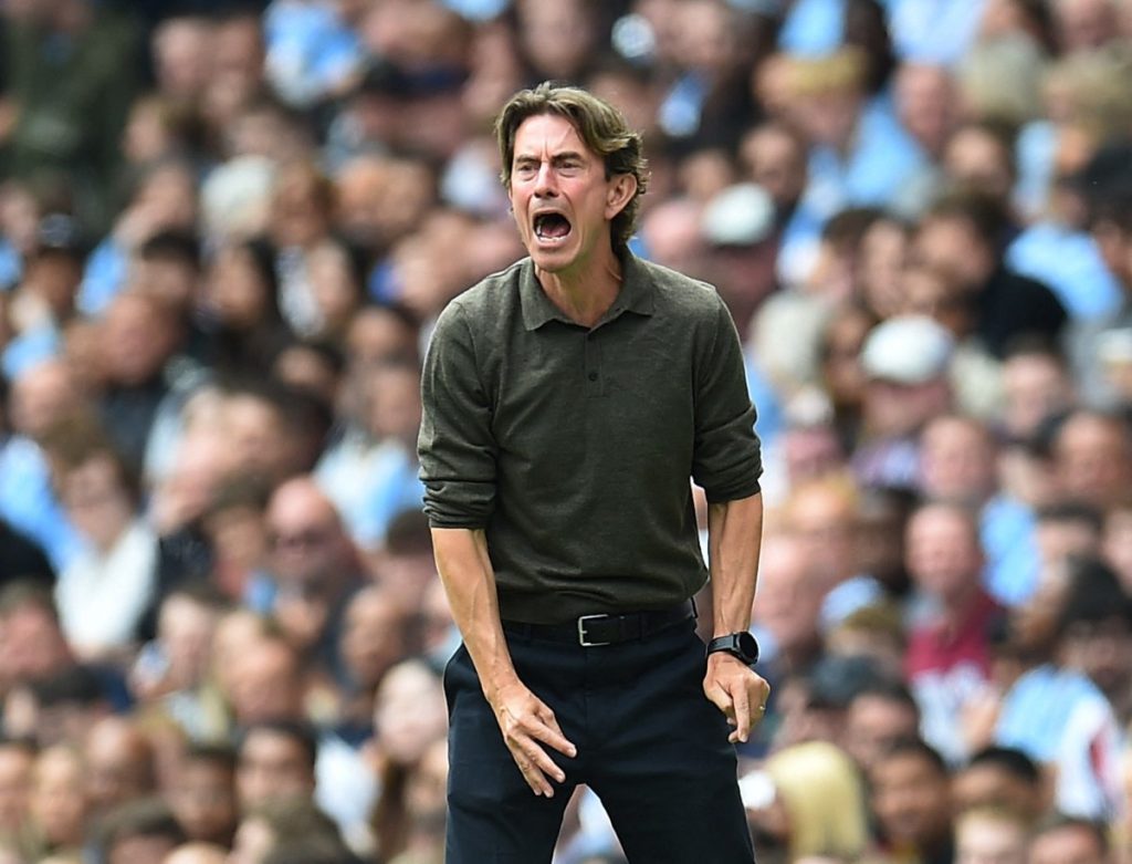 Στριμωγμένος στην γωνία του ρινγκ ο Τόμας Φρανκ