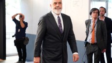 Ανάρτηση στο «X»: Η άγνωστη πτυχή των σπουδών του «αγνώμονα» Έντι Ράμα – Το Χάρβαρντ και η ελληνική υποτροφία