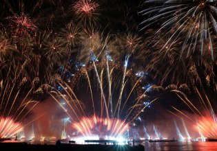 Πρωτοχρονιά: Πώς υποδέχτηκε ο πλανήτης το 2026 – Πυροτεχνήματα, εντυπωσιακοί εορτασμοί και μηνύματα ειρήνης