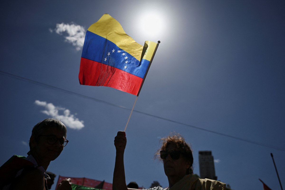 Το Ιράν καταδικάζει «την αμερικανική στρατιωτική επίθεση» εναντίον της Βενεζουέλας