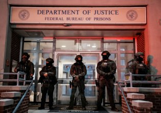 «Η μοίρα σου θα είναι χειρότερη από του Μαδούρο» – Ο Τραμπ απειλεί ανοιχτά την προσωρινή ηγέτιδα της Βενεζουέλας