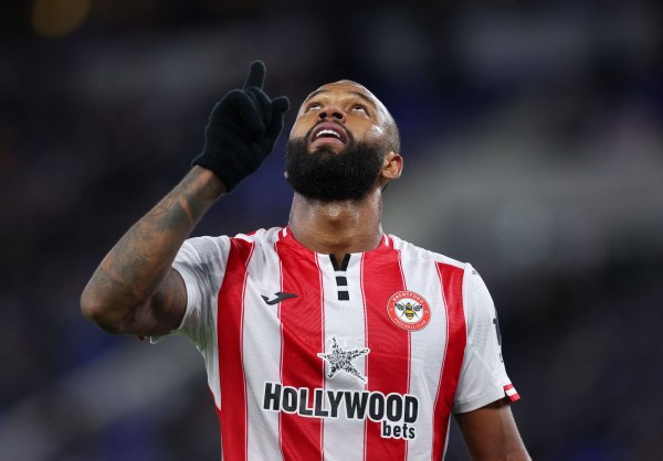 Ο «Χάαλαντ» της Μπρέντφορντ είναι Βραζιλιάνος – Έχει… τρελάνει την Αγγλία ο Ιγκόρ Τιάγκο