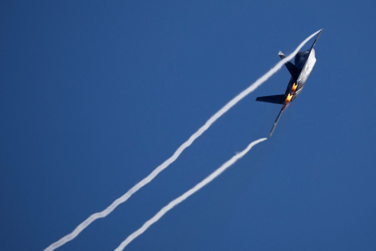 ΗΠΑ: Δύο στους τρεις Αμερικανούς αποδοκιμάζουν την επέμβαση στη Βενεζουέλα, αλλά η δημοτικότητα του Τραμπ εκτοξεύτηκε