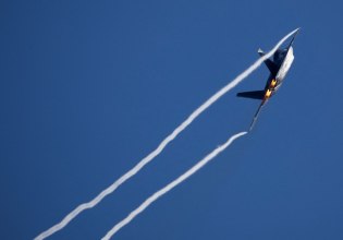 ΗΠΑ: Δύο στους τρεις Αμερικανούς αποδοκιμάζουν την επέμβαση στη Βενεζουέλα, αλλά η δημοτικότητα του Τραμπ εκτοξεύτηκε