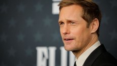 «Δεν ξέρω τι εννοούσα» – Ο Αλεξάντερ Σκάρσγκαρντ διαλύει τις φήμες σχετικά με την αμφιφυλόφιλη σεξουαλικότητά του