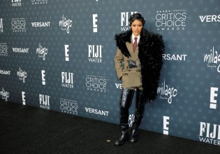 Οι πιο καλοντυμένοι στα Critics Choice Awards – Νίκησε η κοψότητα και η άνεση