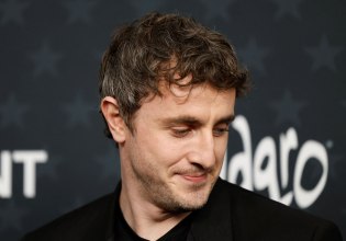 Ο Πολ Μέσκαλ νιώθει Πολ ΜακΚάρτνεϊ στην τοποθεσία Χόλιγουντ – Θα ερμηνεύσει ο ίδιος τα τραγούδια των Beatles στις ταινίες του Σαμ Μέντες