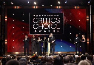Critics Choice Awards: To «One Battle After Another» στην κορυφή, η «Bugonia» στο «αθόρυβο»