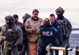 «Η πατρίδα είναι σε καλά χέρια, μπαμπά», λέει συγκινημένος ο γιος του Μαδούρο