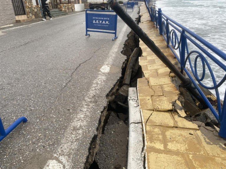 Αποκόλληση τοιχίου αντιστήριξης στον παραλιακό δρόμο Κεφάλου του Δήμου Κω